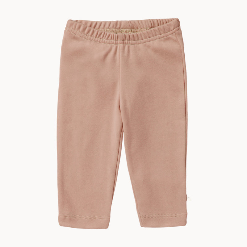 Fresk Babyhose in mellow rose aus 100 % Bio-Baumwolle, weicher Komfortbund und bequeme Passform; hautfreundlich und pflegeleicht – Größe 62–68, ideales Basic für die Babyerstausstattung.