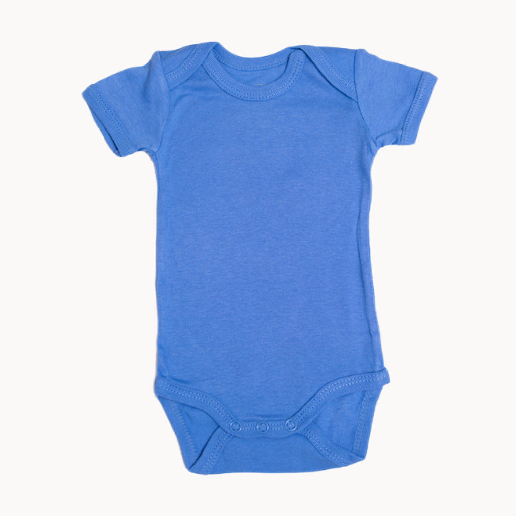 Name it Babybody kurzarm blau aus 100% Baumwolle – weicher Kurzarm-Body mit Schlupfausschnitt und Druckknöpfen im Schritt, Größe 56; hautfreundlich und ideal für die Erstausstattung.
