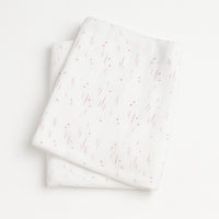 Pippi Mullwindel 70×70 cm in Weiß/Rosa aus 100 % Baumwolle – weiches Spucktuch für Neugeborene, Babyerstausstattung.