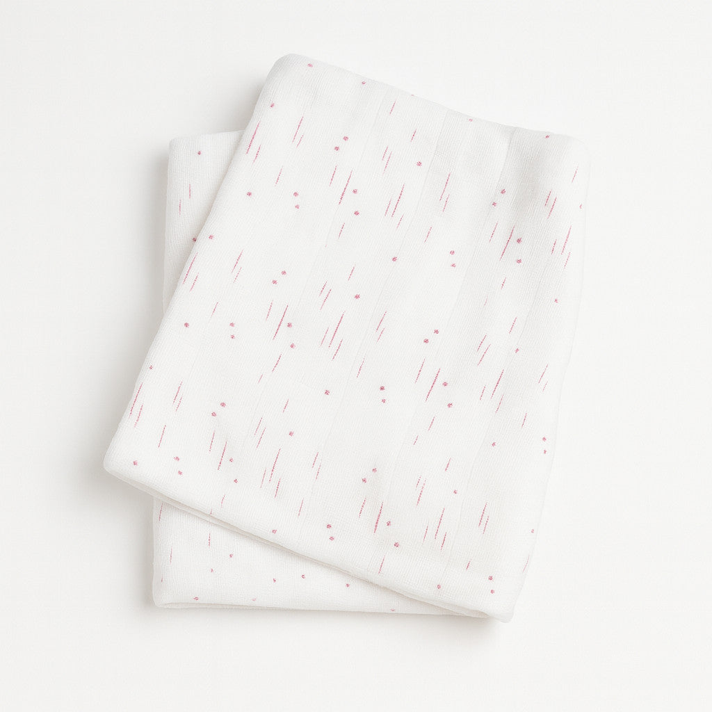 Pippi Mullwindel 70×70 cm in Weiß/Rosa aus 100 % Baumwolle – weiches Spucktuch für Neugeborene, Babyerstausstattung.