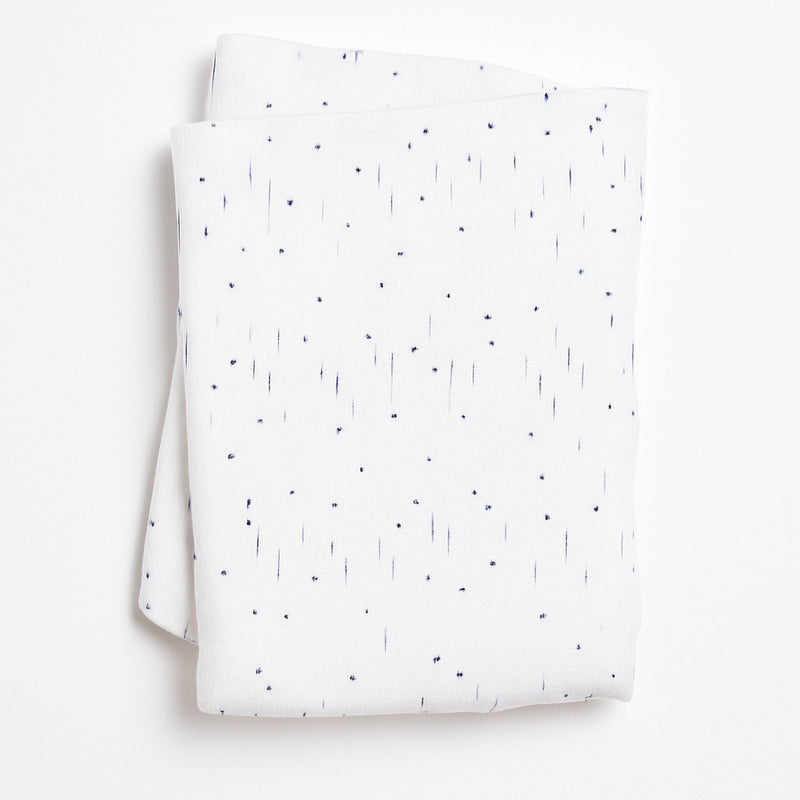 Pippi Mullwindel/Spucktuch weiß-blau (70×70 cm) aus 100% Baumwolle – weiches, saugfähiges Tuch für Neugeborene; ideal für Babyerstausstattung und Baby Box.