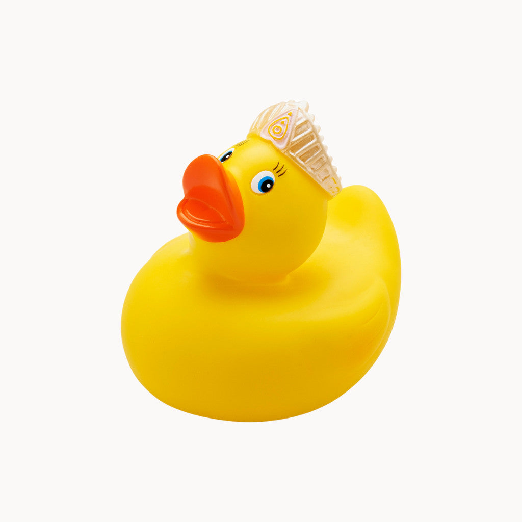 Playshoes Badeente in Gelb, One Size – schwimmendes Badespielzeug für Babys und Kinder; Produktfoto vor weißem Hintergrund.