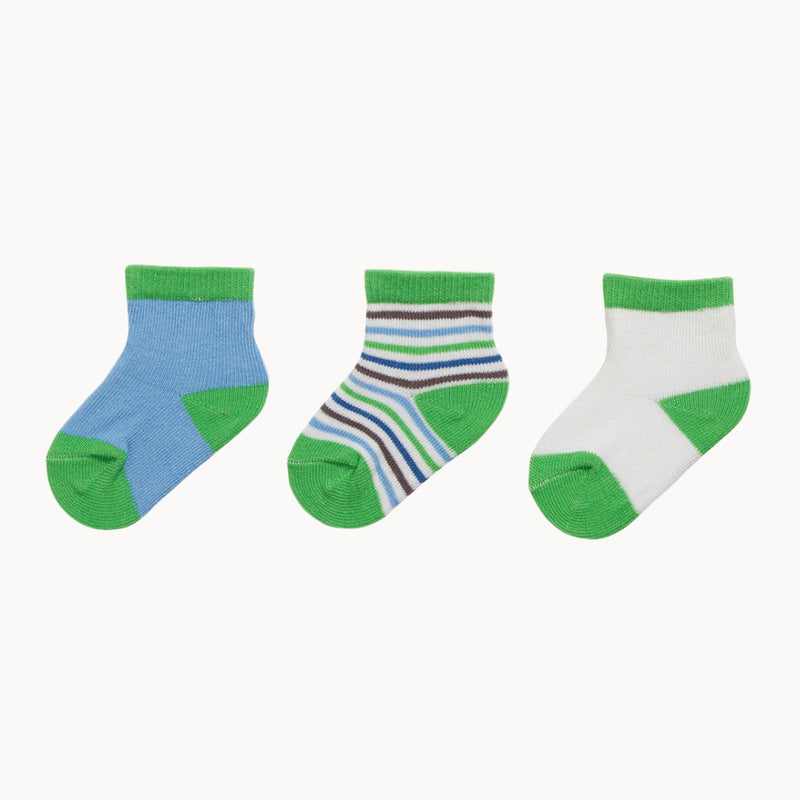 Playshoes Erstlingssöckchen 3er-Pack in Grün/Blau-Mix (uni, Streifen, weiß-grün), Größe 19–21, 80 % Baumwolle – Produktfoto vor weißem Hintergrund, Erstausstattung.