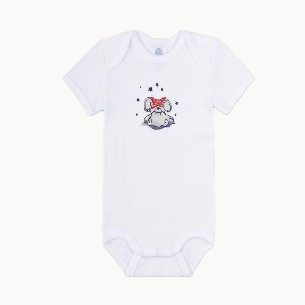 Sanetta Babybody kurzarm in Weiß mit Bären-Print, aus GOTS Bio-Baumwolle im Feinripp, amerikanischer Ausschnitt und nickelfreie Druckknöpfe; Größe 56, made in Europe.