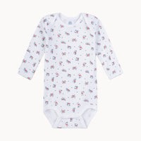 Sanetta Langarm-Babybody weiß mit zartem Allover-Print aus 100 % Bio-Baumwolle (Feinripp), GOTS-zertifiziert (CERES-0352), amerikanischer Ausschnitt und nickelfreie Druckknöpfe im Schritt; made in Europe, trocknerbeständig und hautfreundlich.