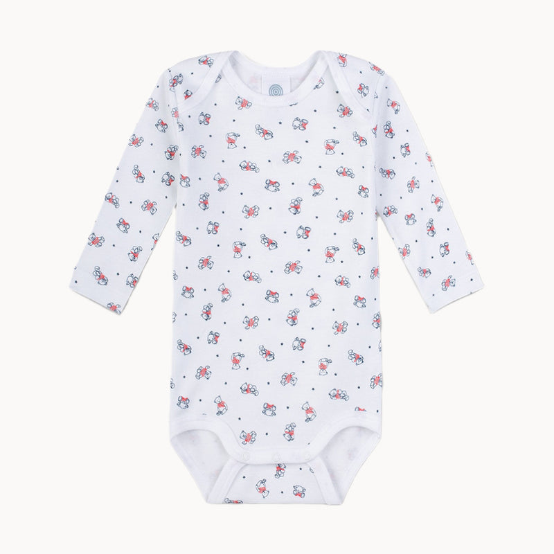 Sanetta Langarm-Babybody weiß mit zartem Allover-Print aus 100 % Bio-Baumwolle (Feinripp), GOTS-zertifiziert (CERES-0352), amerikanischer Ausschnitt und nickelfreie Druckknöpfe im Schritt; made in Europe, trocknerbeständig und hautfreundlich.