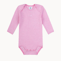Sanetta Babybody langarm aus Bio-Baumwolle (Feinripp), rosa-weiß geringelt, GOTS-zertifiziert (CERES-0352), ohne Seitennaht, trocknergeeignet – hautfreundlicher Langarmbody für Neugeborene und Babys, verfügbar in den Größen 56 und 68.