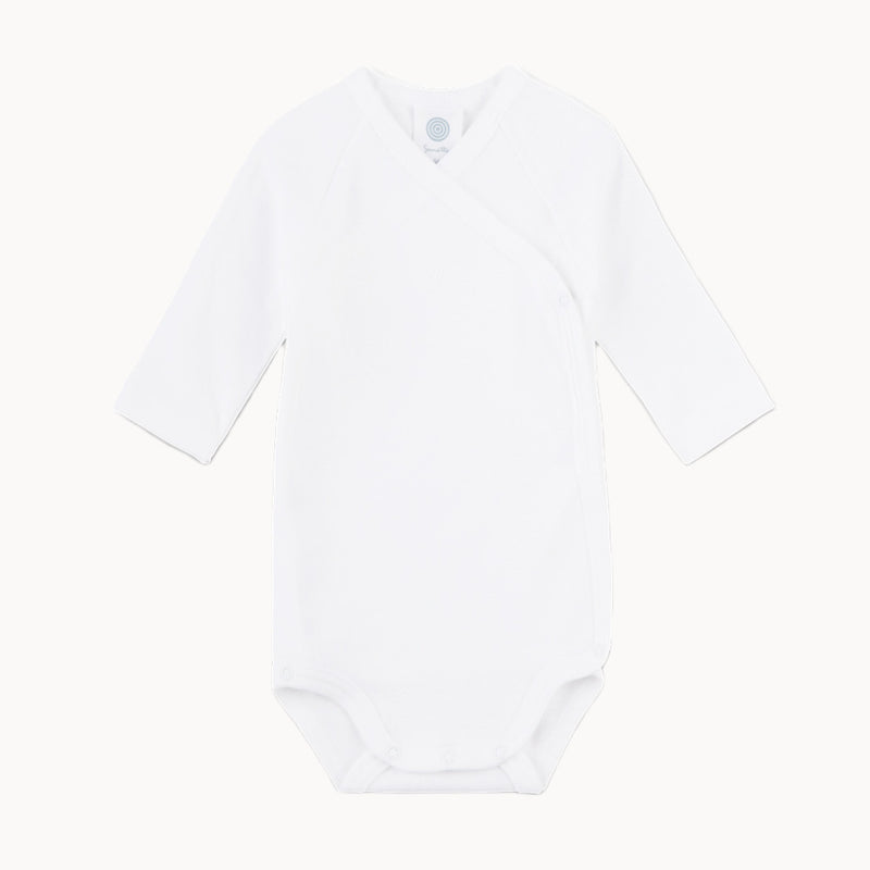 Sanetta Wickelbody langarm weiß aus 100% Bio-Baumwolle (Feinripp), GOTS – weicher Wickelbody ohne Seitennaht mit nickelfreien Druckknöpfen; Made in Europe, Größe 62, atmungsaktiv und pflegeleicht.